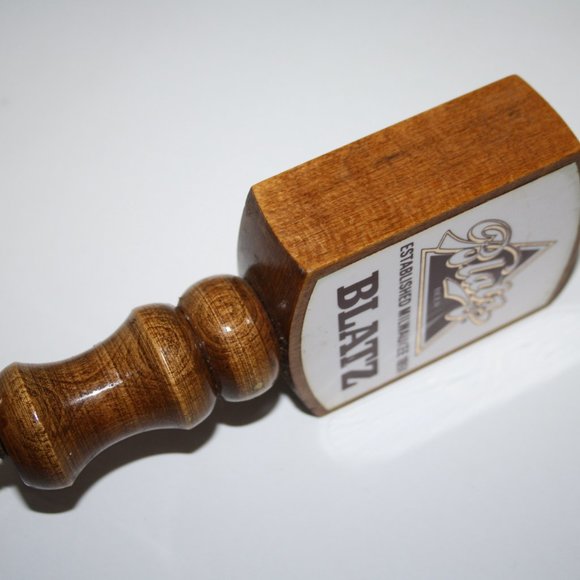 🍺 Vintage Blatz Beer Tap · Open Screw Bottom · 7" Tall - Picture 4 of 6